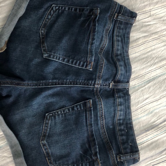 SO shorts perfect for those hot summer days! - Picture 2 of 4